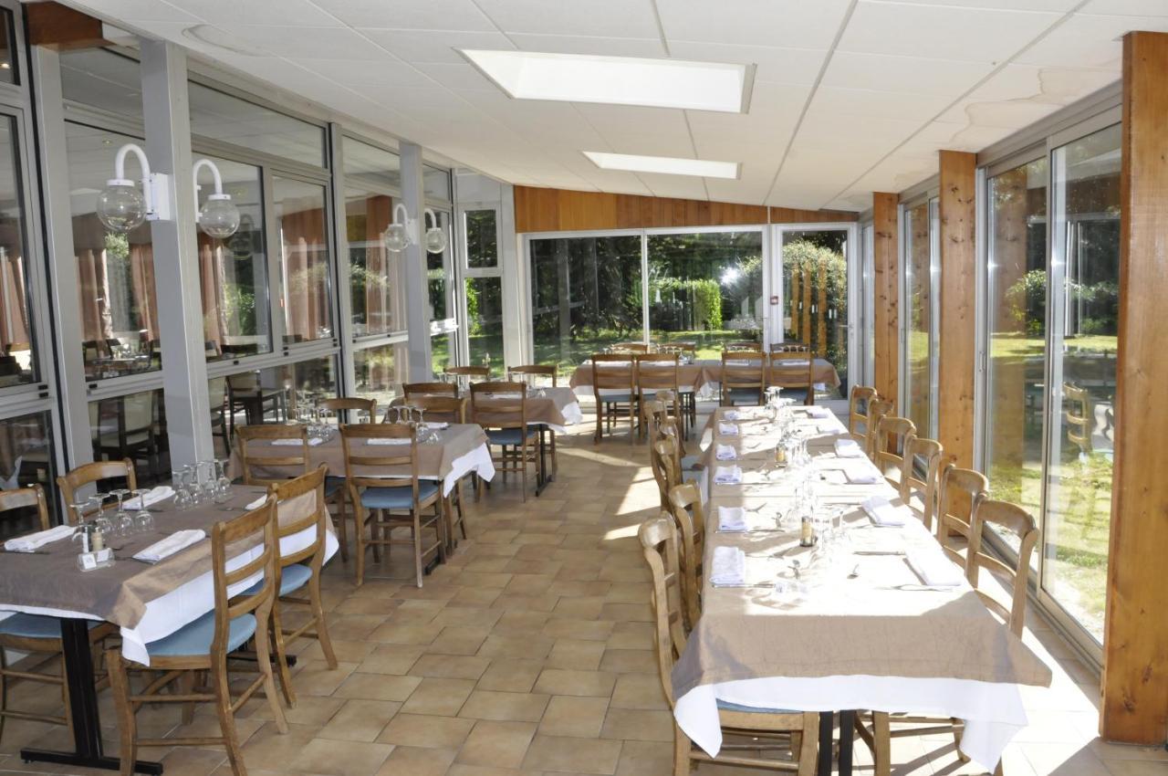 Henri 4 Hotel Rostrenen Eksteriør billede